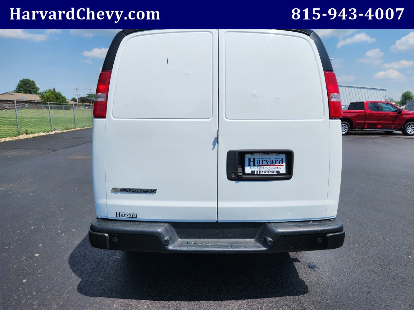 Used 2019 Chevrolet Express 3500 w/ Driver Convenience Package image 5