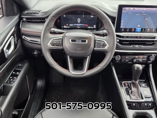 Used 2025 Jeep Compass Trailhawk w/ Trailhawk Elite Group AWD/4WD image 11