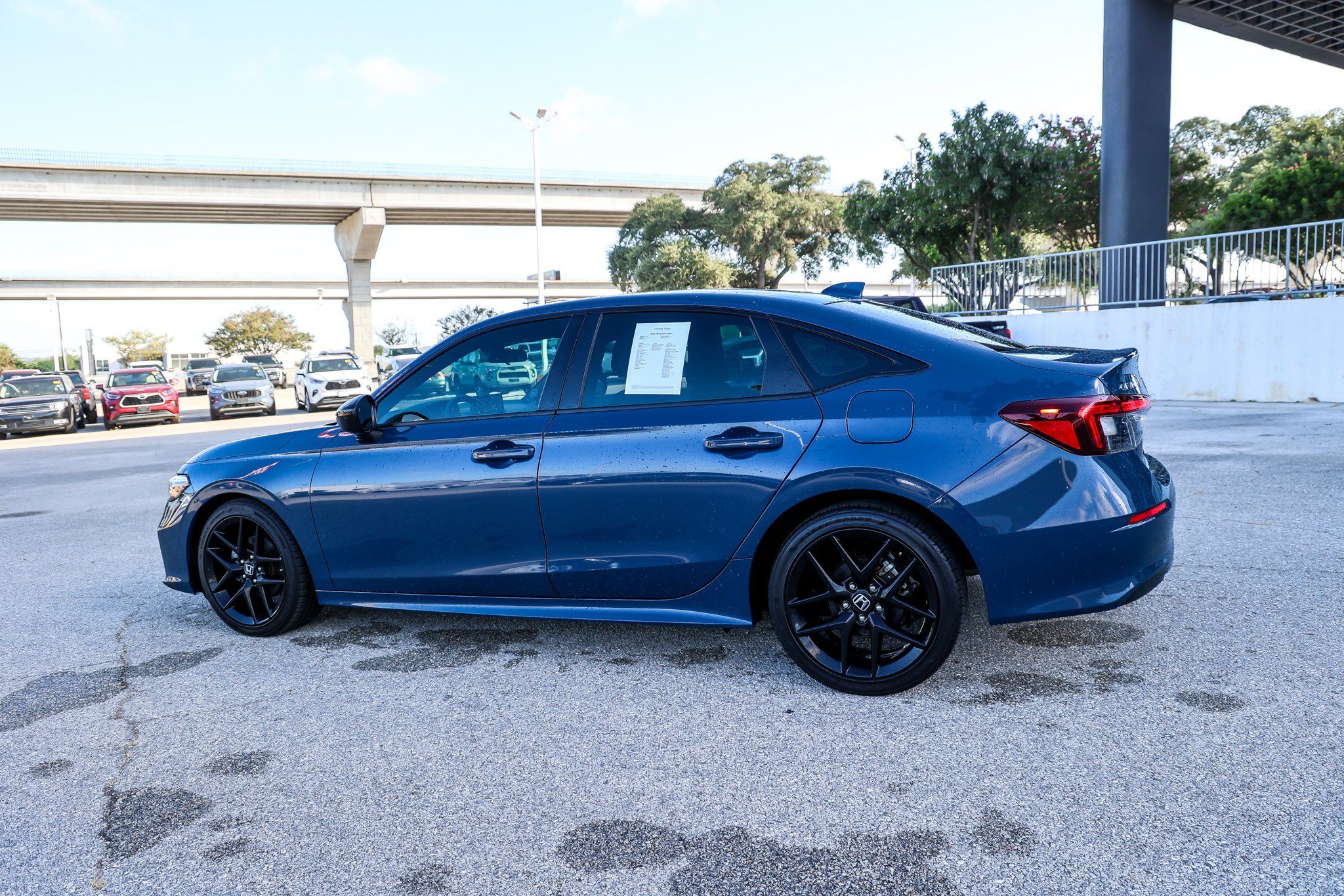 Used 2025 Honda Civic Sport image 10