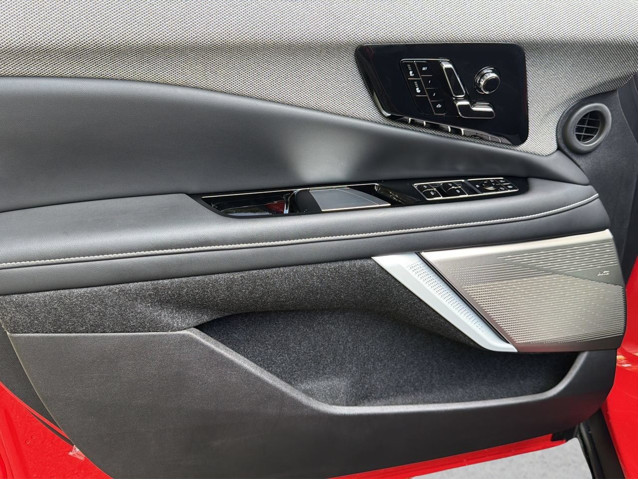New 2027 Cadillac Optiq Sport RWD image 10