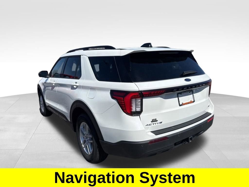 Used 2026 Ford Explorer Active image 3