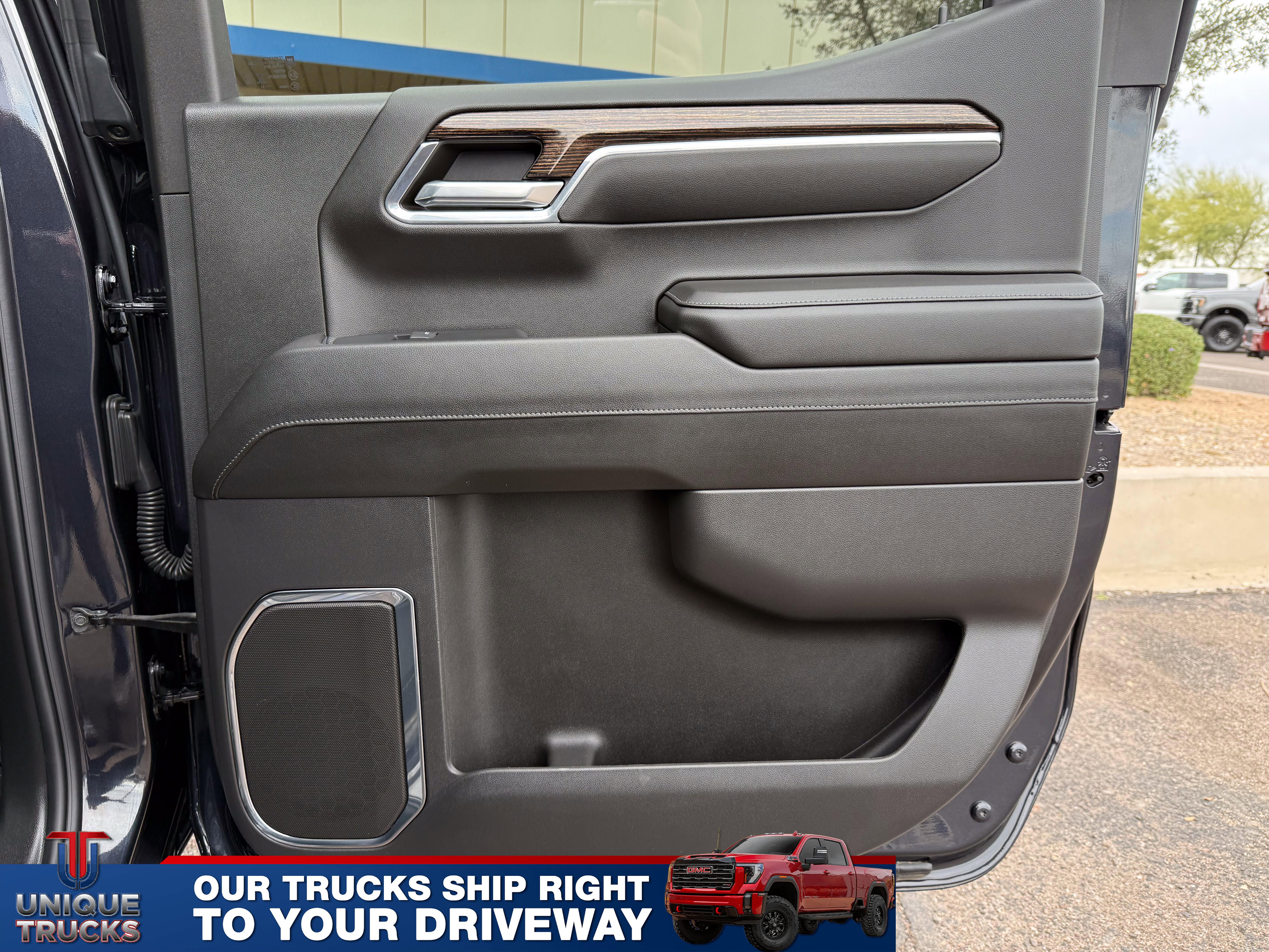 Used 2024 GMC Sierra 1500 SLE image 23