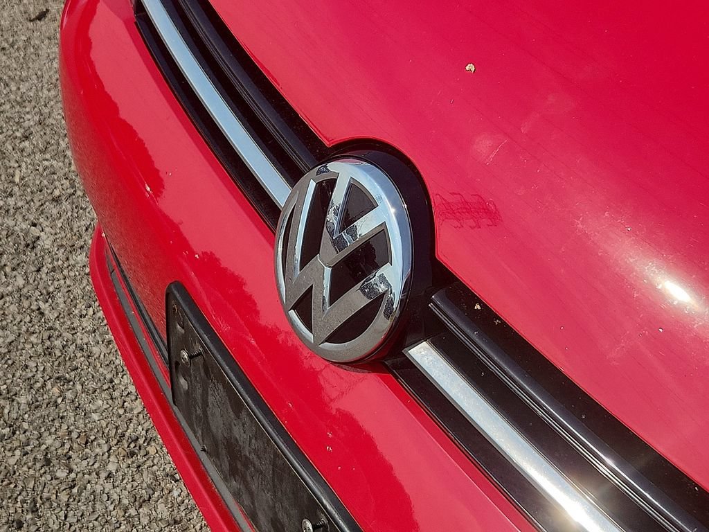 Used 2016 Volkswagen Golf SE FWD image 4