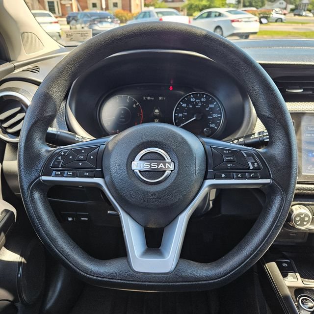 Used 2023 Nissan Kicks SV FWD image 18