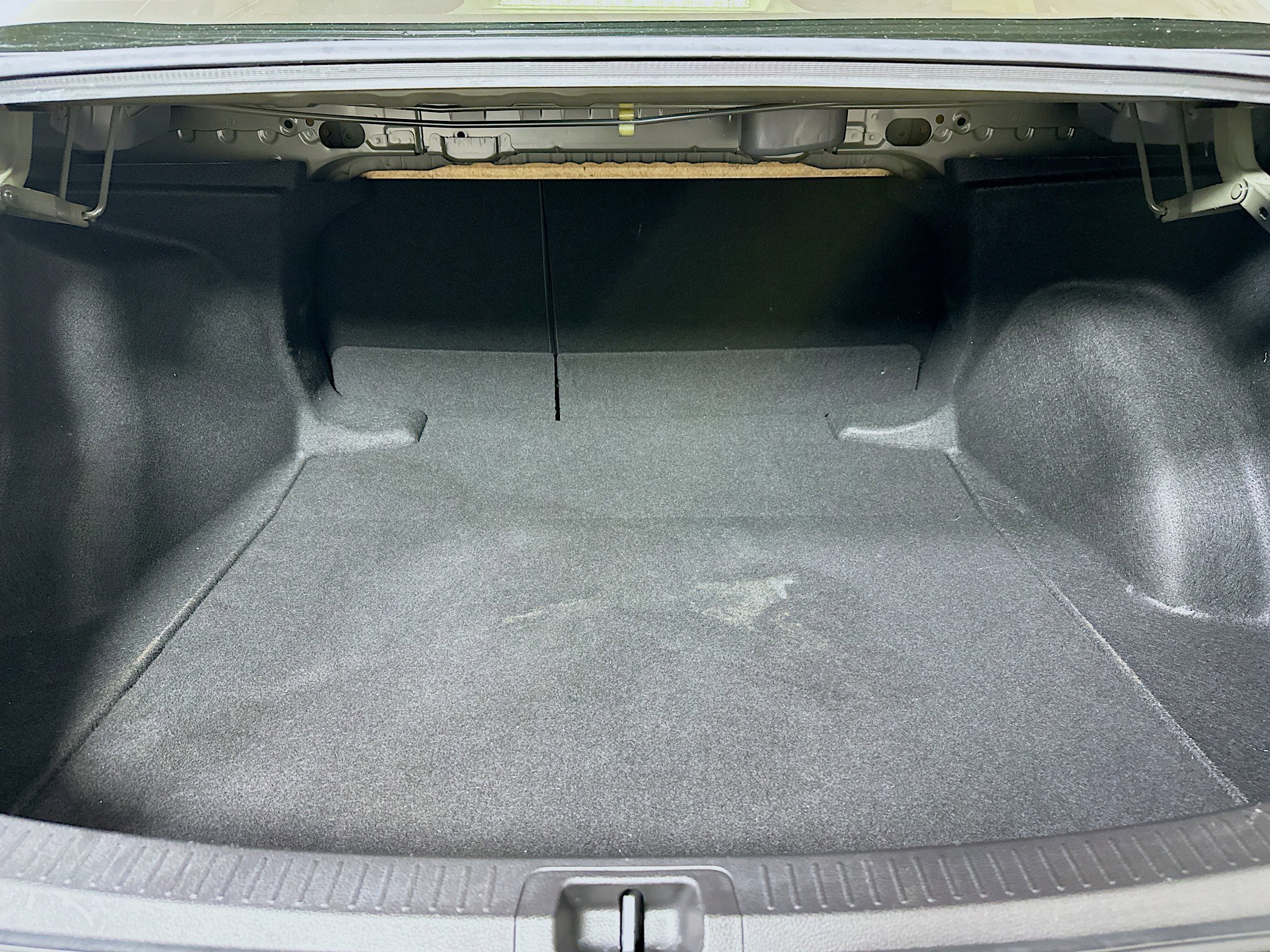 Used 2022 Toyota Corolla LE image 30