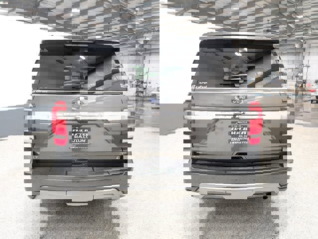 Used 2020 Ford Expedition XLT w/ FX4 Off-Road Package image 4
