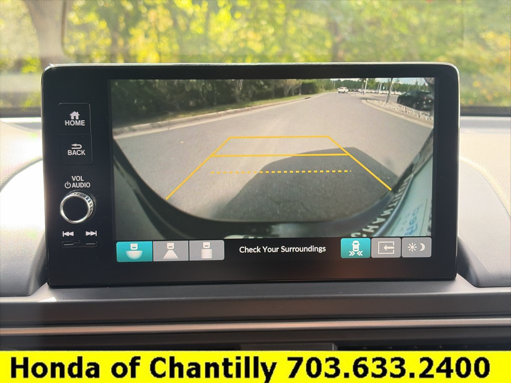 Certified 2024 Honda Pilot Touring image 15