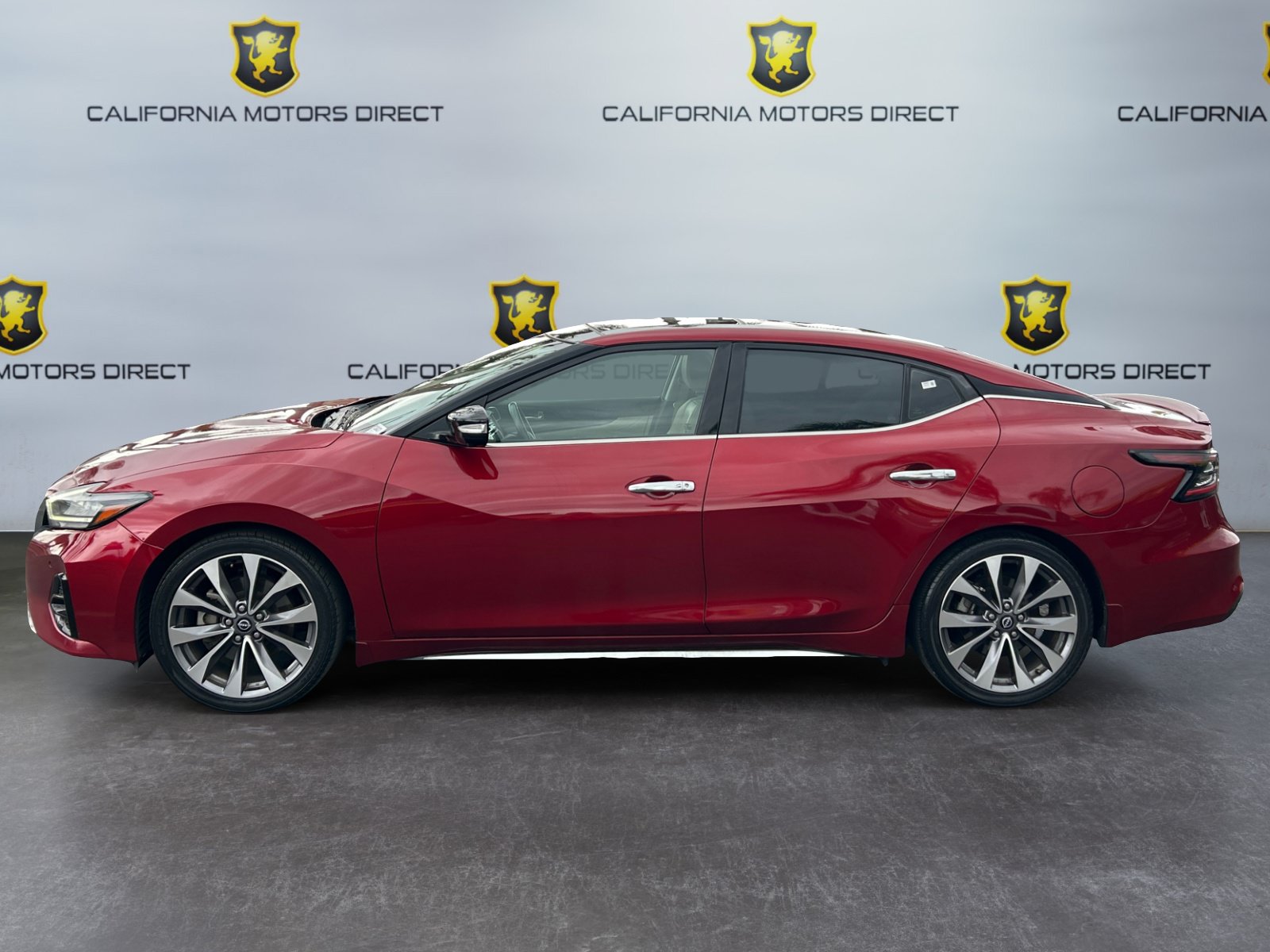 Used 2023 Nissan Maxima Platinum w/ Sport Mat Group FWD image 2