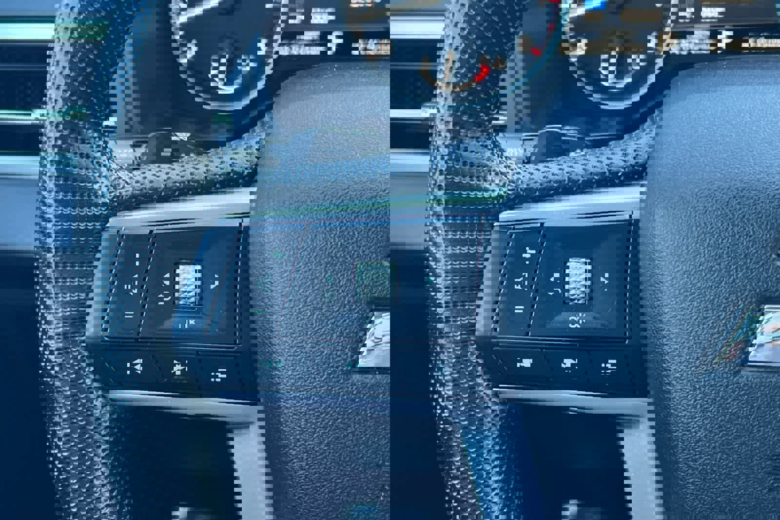 Used 2023 Mitsubishi Outlander SE image 28