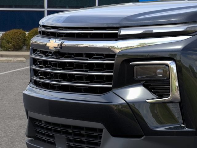 New 2027 Chevrolet Traverse LT w/ Sun and Wheel Package FWD image 13