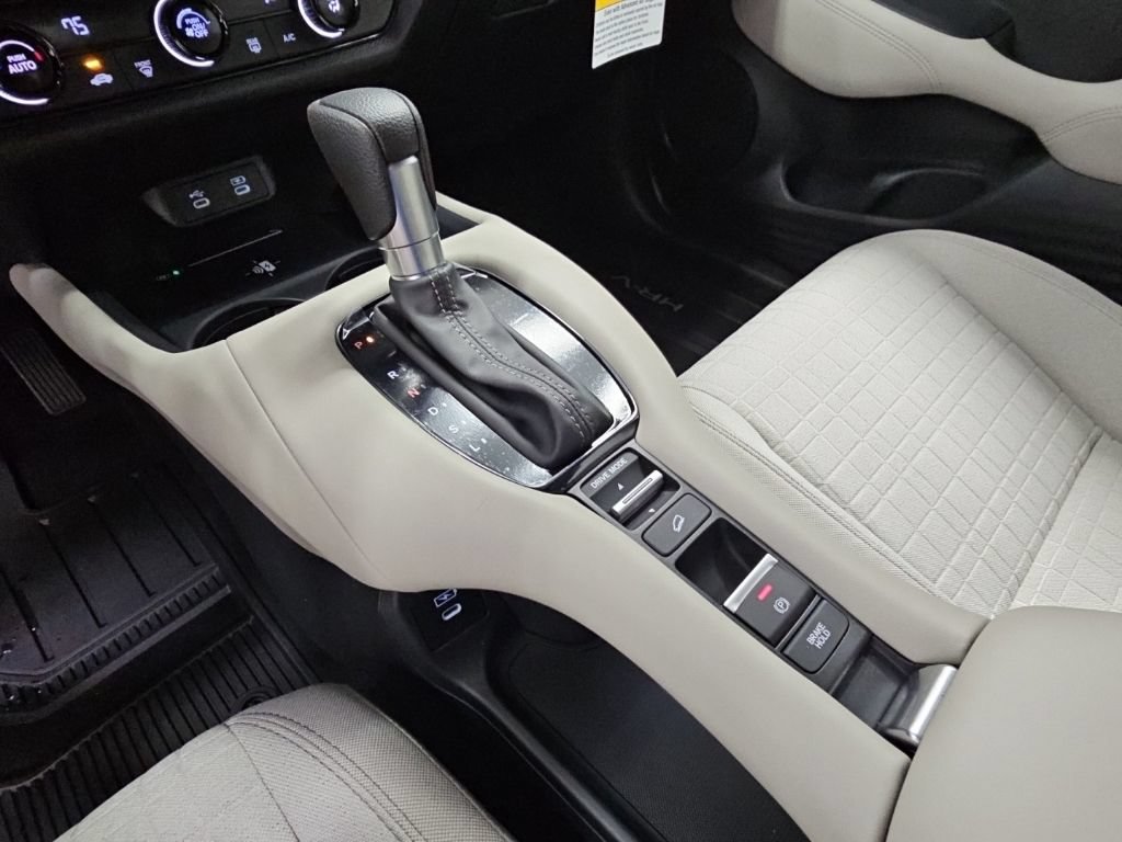 New 2027 Honda HR-V LX image 18