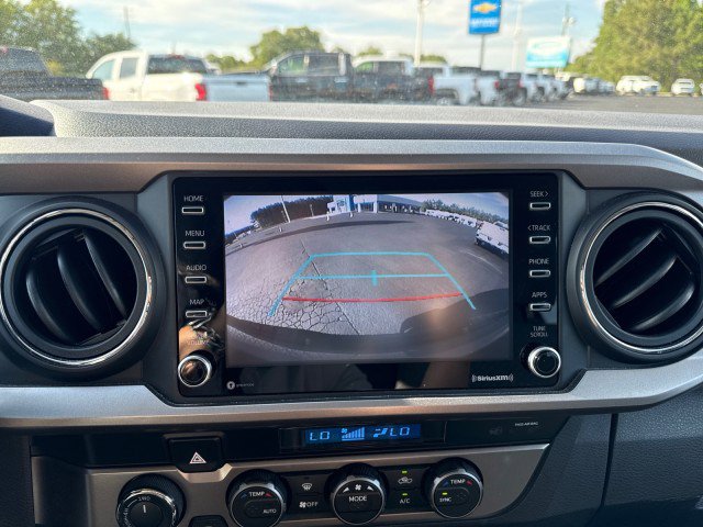 Used 2021 Toyota Tacoma SR5 AWD/4WD image 19