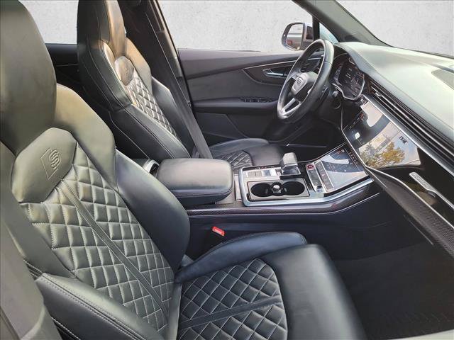 Used 2021 Audi SQ7 Premium Plus w/ Driver Assistance Package AWD/4WD image 15