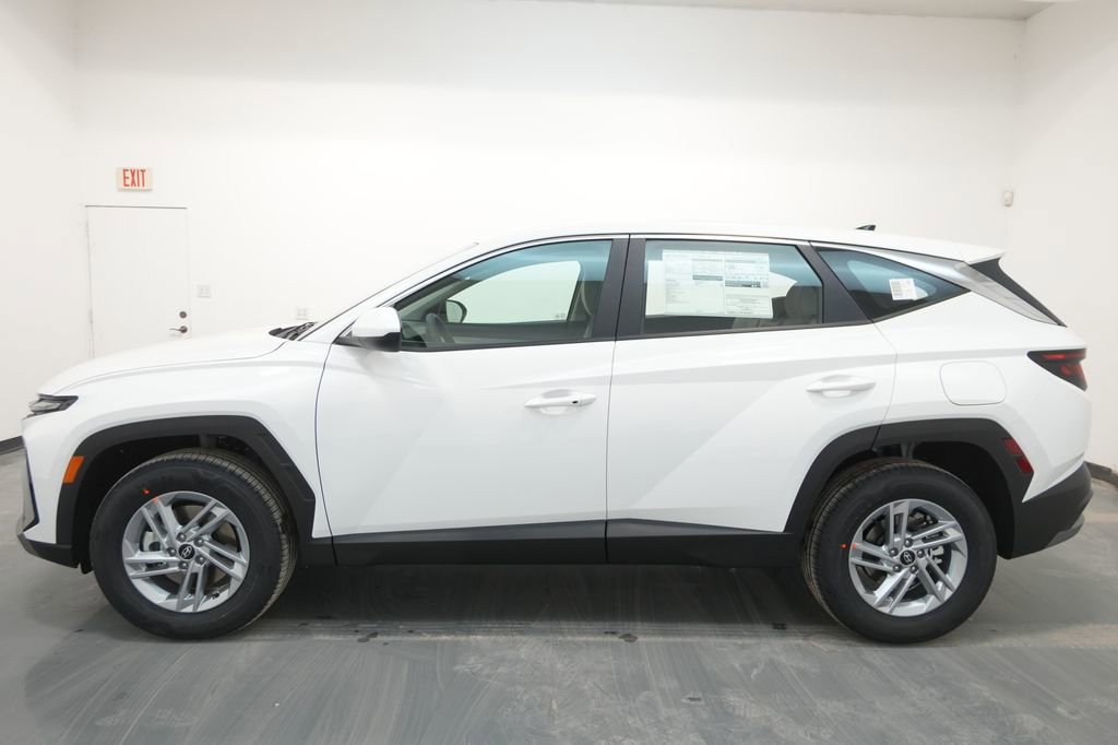 New 2026 Hyundai Tucson SE image 4
