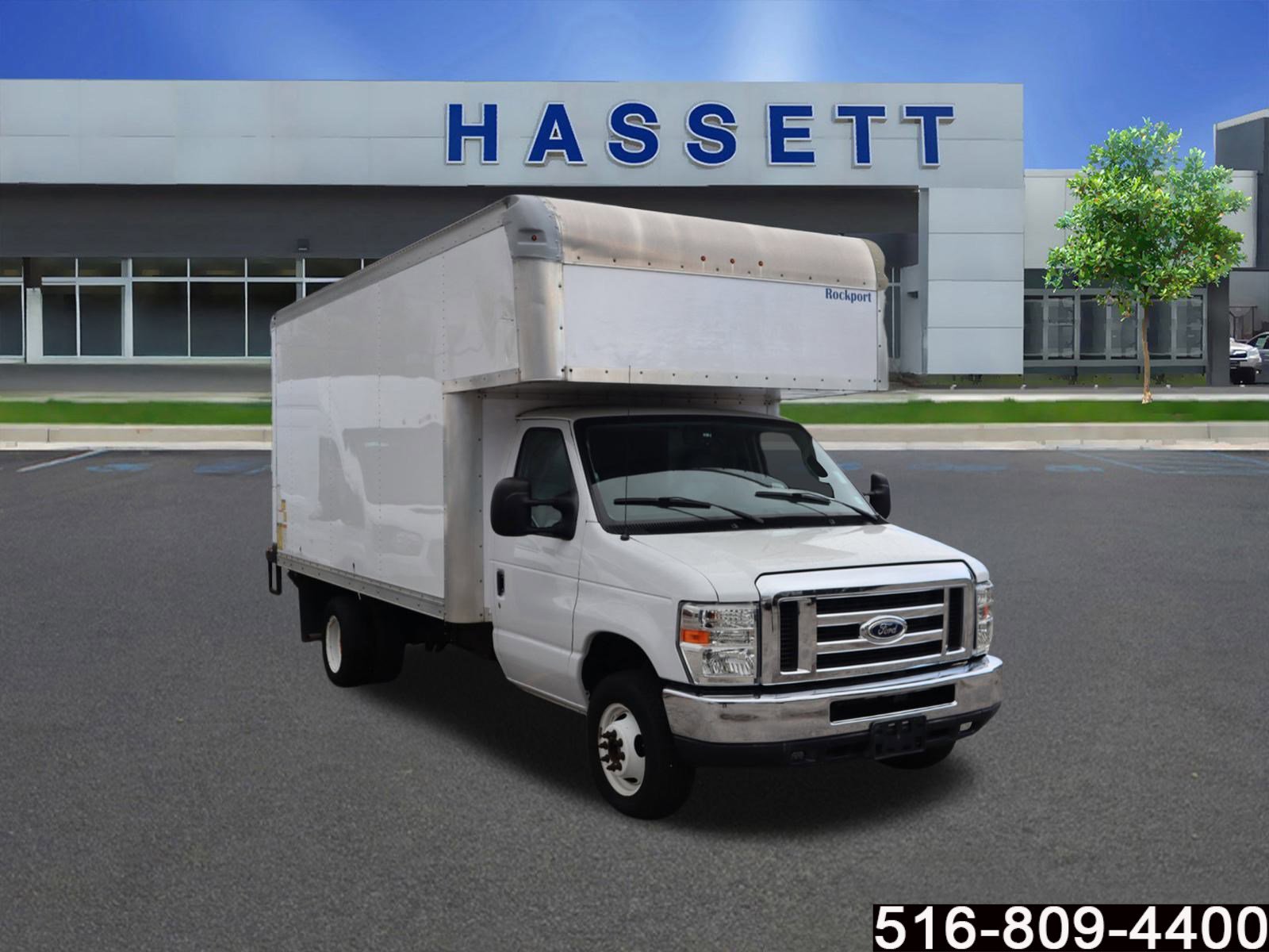 Used 2015 Ford E-450 and Econoline 450 Super Duty w/ Power Windows & Locks Group image 1