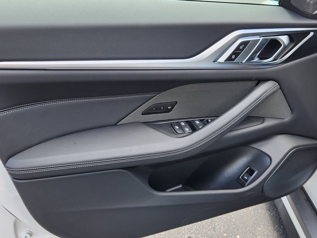 New 2026 BMW i4 xDrive40i w/ Premium Package AWD/4WD image 8