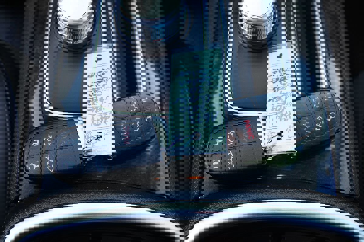 Used 2020 Chrysler 300 Limited image 28