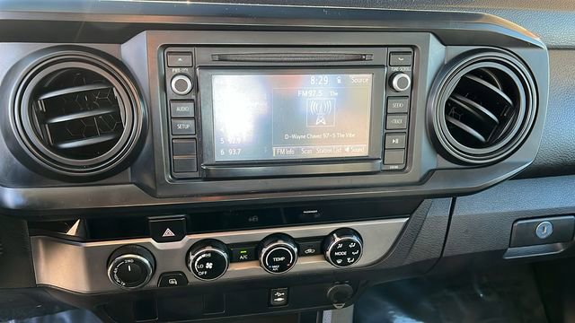 Used 2016 Toyota Tacoma SR w/ SR Convenience Package image 10