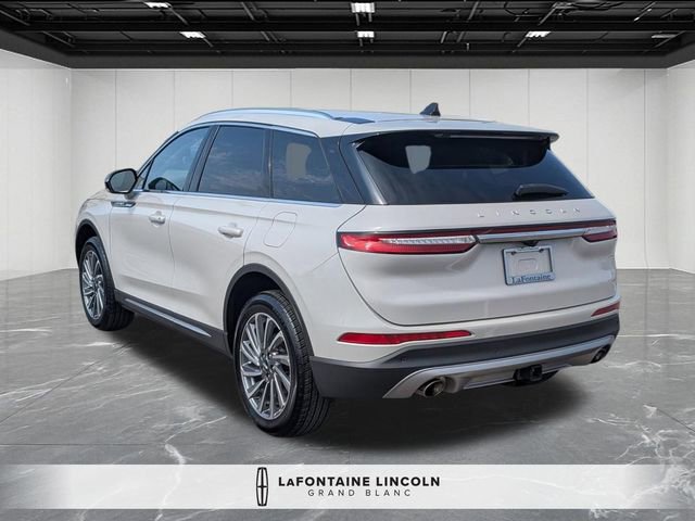 Used 2023 Lincoln Corsair Reserve w/ Towing Package AWD/4WD image 3