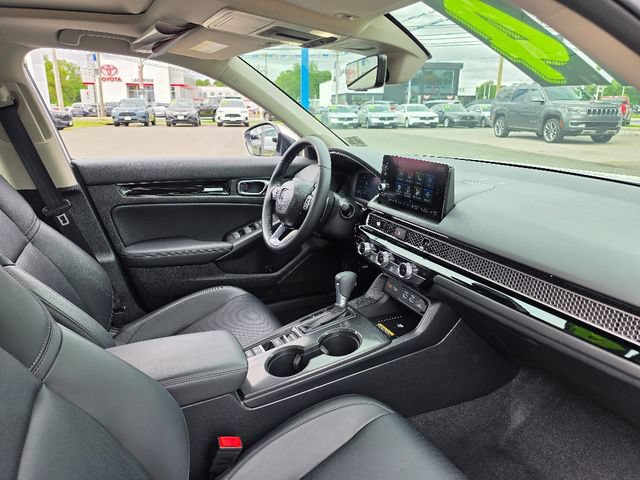 Used 2024 Honda Civic Touring image 11