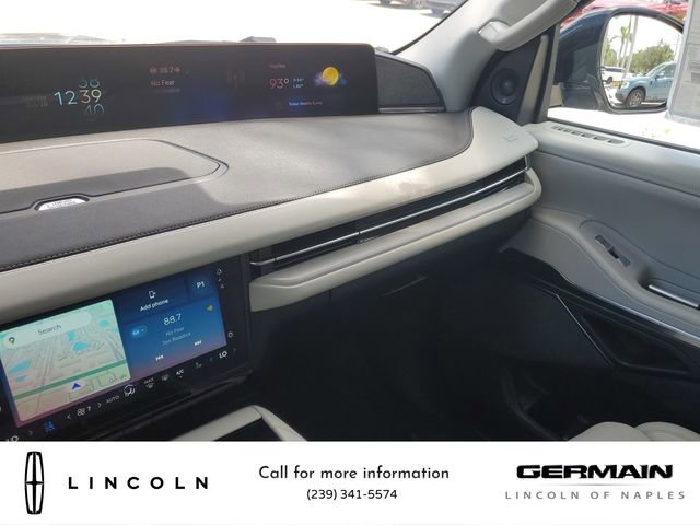 New 2025 Lincoln Navigator Reserve image 33