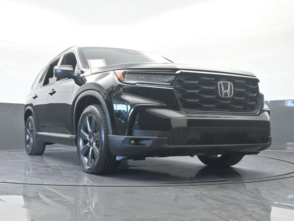 Used 2023 Honda Pilot Sport image 65