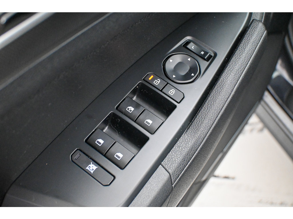 Certified 2026 Kia Sportage LX w/ LX Convenience Package FWD image 17