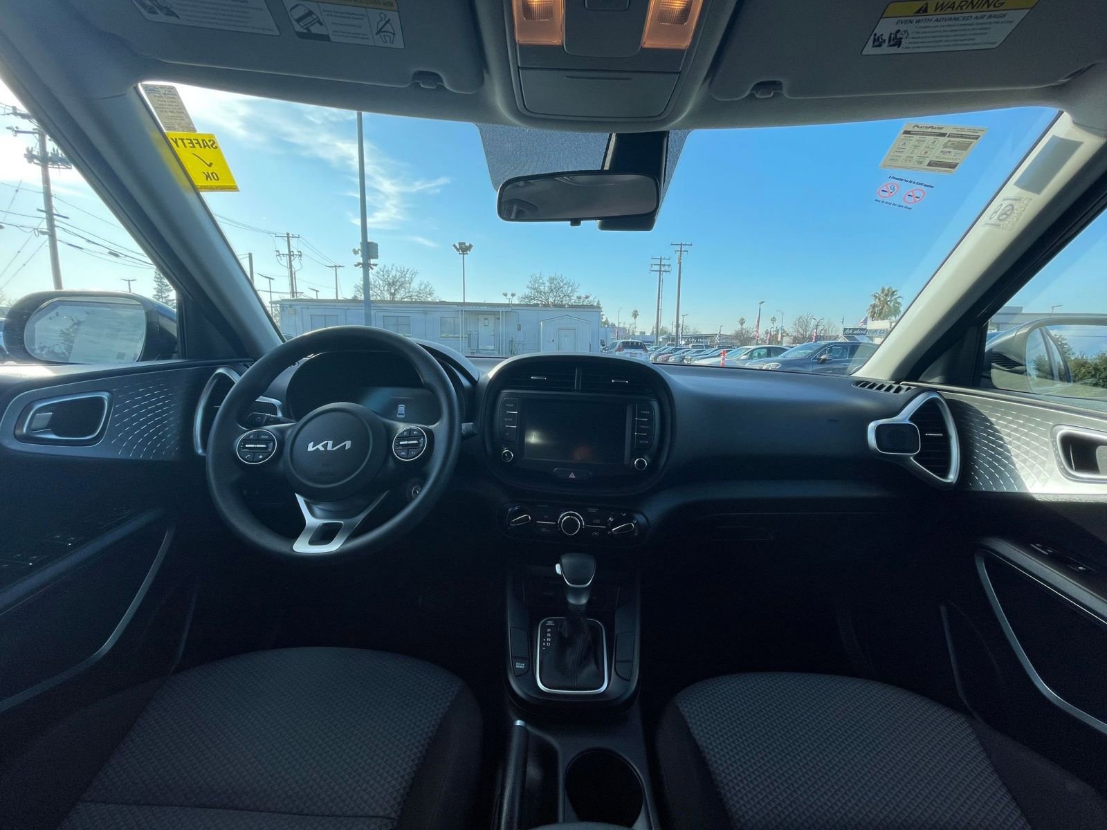 Used 2025 Kia Soul LX w/ LX Technology Package image 28