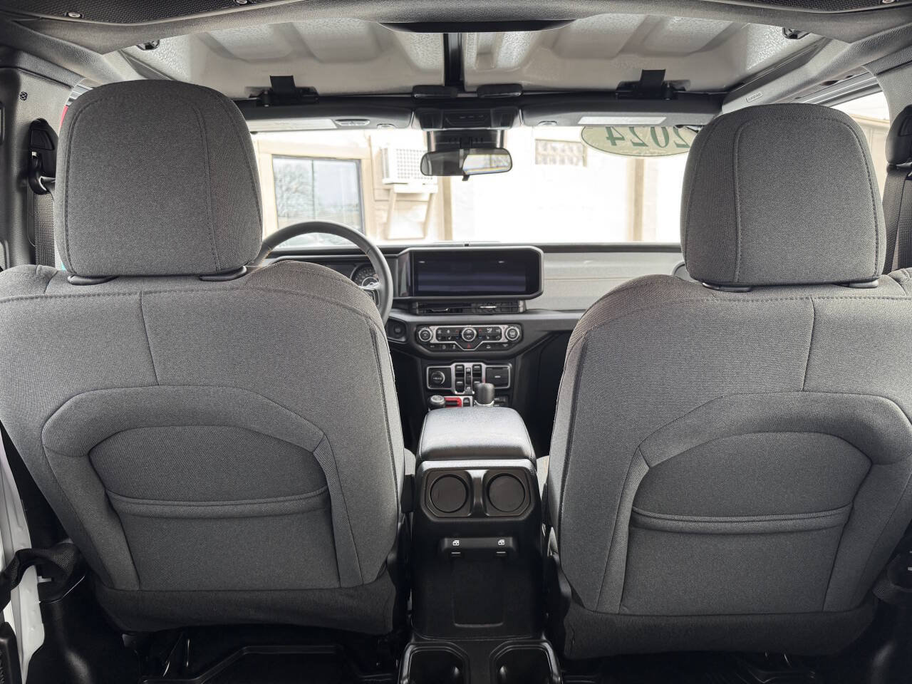 Used 2024 Jeep Wrangler 4WD Unlimited Willys image 25