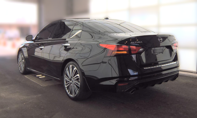 Used 2023 Nissan Altima 2.5 SL FWD image 6