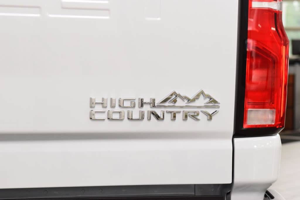 New 2026 Chevrolet Silverado 2500 High Country w/ High Country Premium Package AWD/4WD image 26
