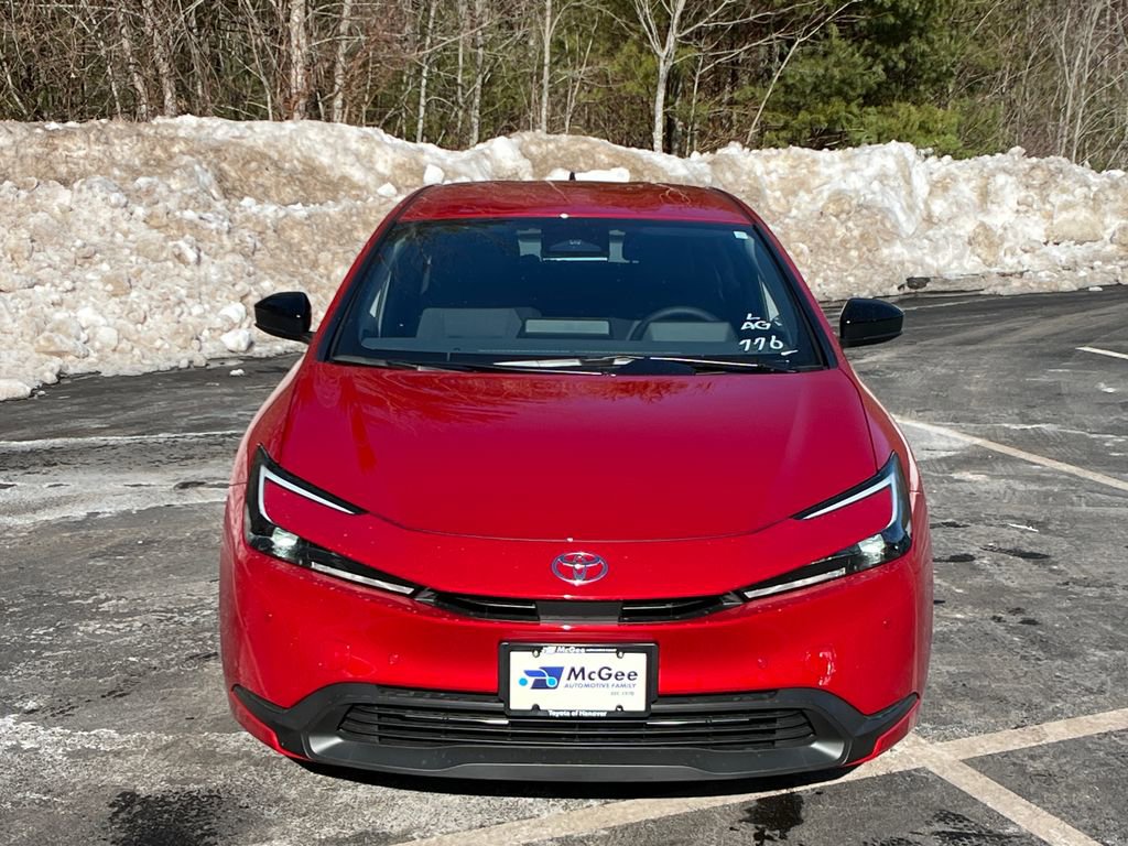 New 2026 Toyota Prius LE image 8