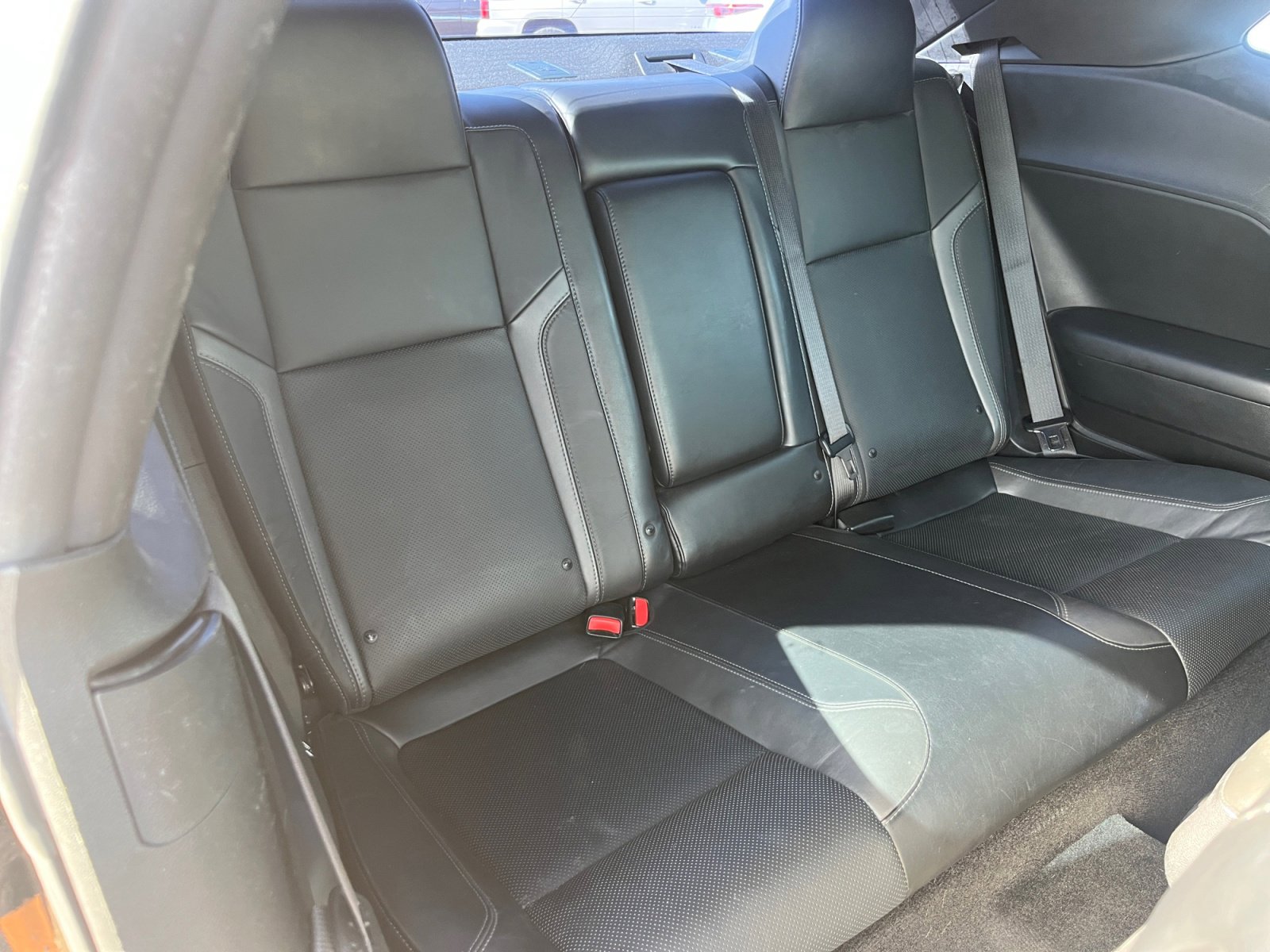 Used 2015 Dodge Challenger R/T Plus RWD image 17