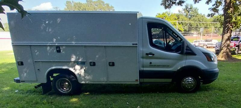 Used 2017 Ford Transit 350 T-350 HD DRW image 5