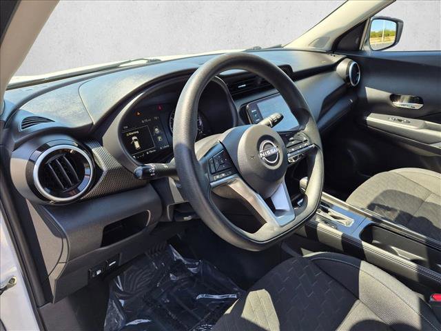 Used 2023 Nissan Kicks SV FWD image 10