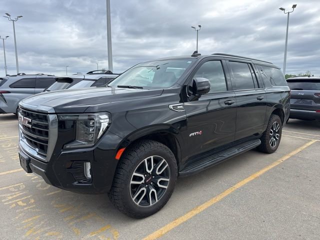 Used 2022 GMC Yukon XL AT4 w/ Max Trailering Package image 1