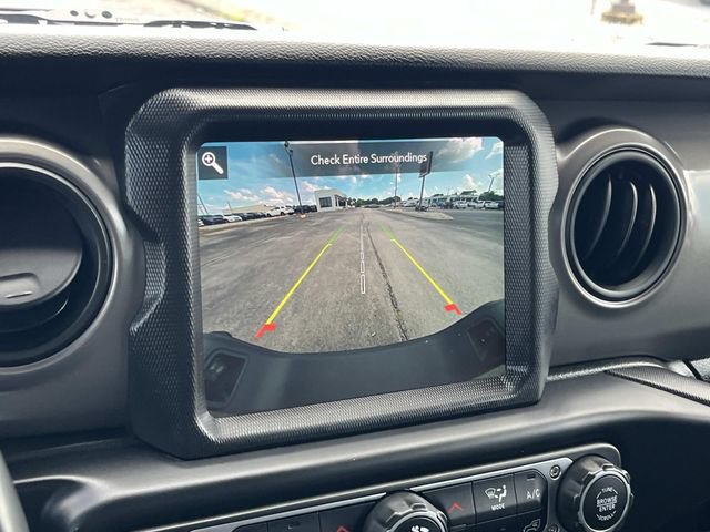 Used 2022 Jeep Gladiator Sport AWD/4WD image 28