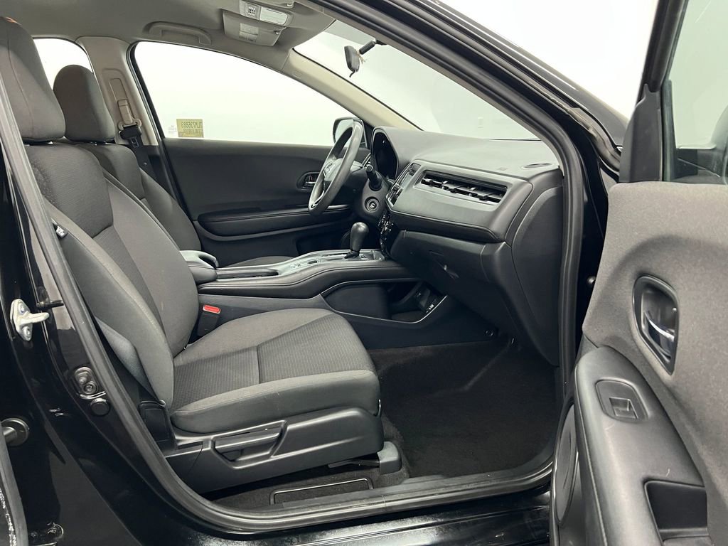 Used 2020 Honda HR-V LX image 24