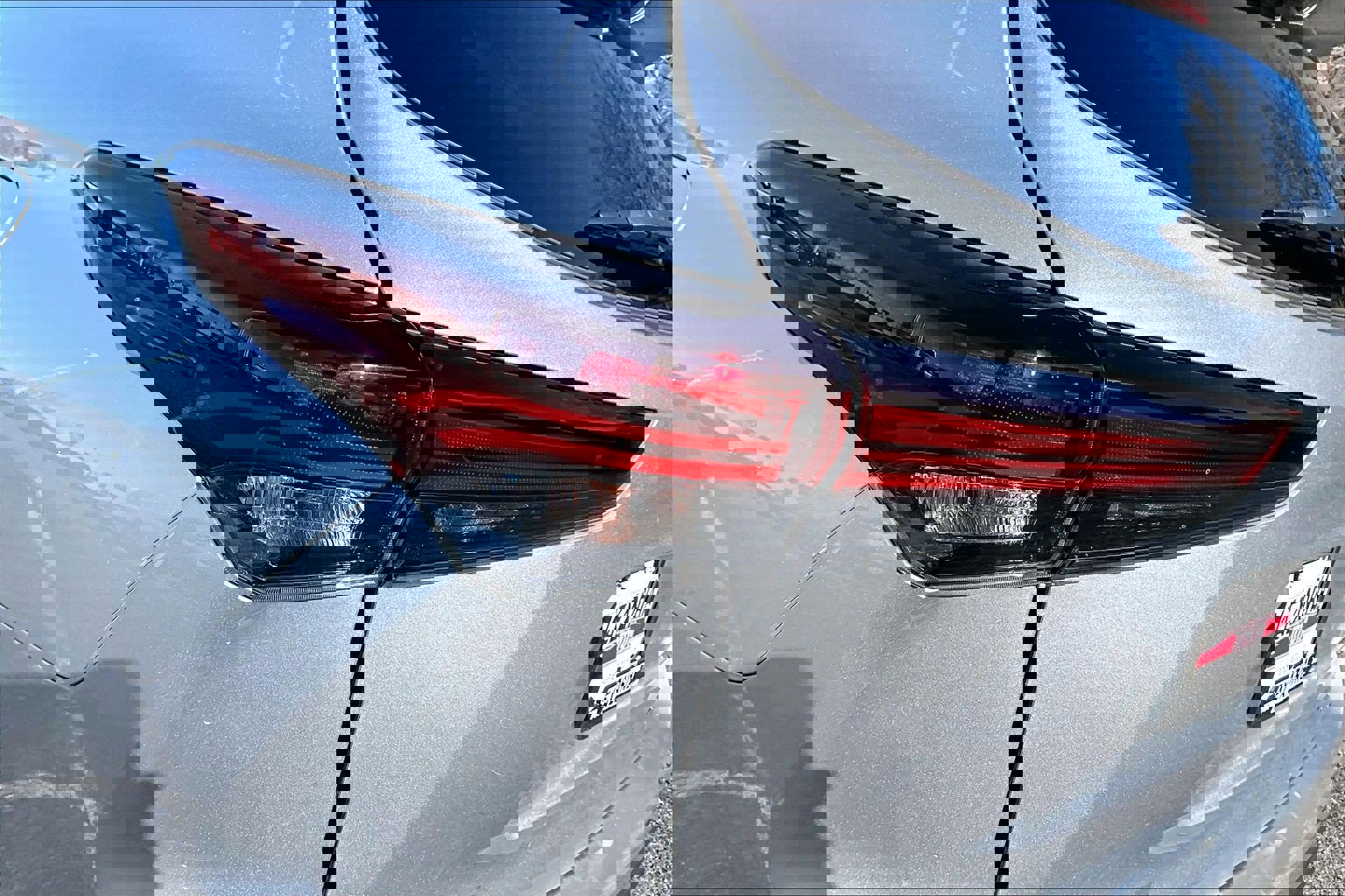 Used 2024 Toyota Highlander LE image 28