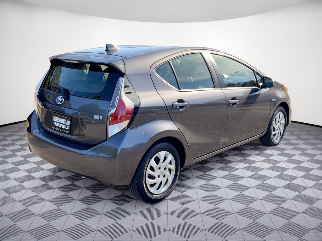 Used 2015 Toyota Prius C Two FWD image 9