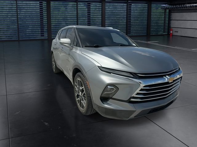 Used 2023 Chevrolet Blazer Premier w/ Driver Confidence II Package image 2