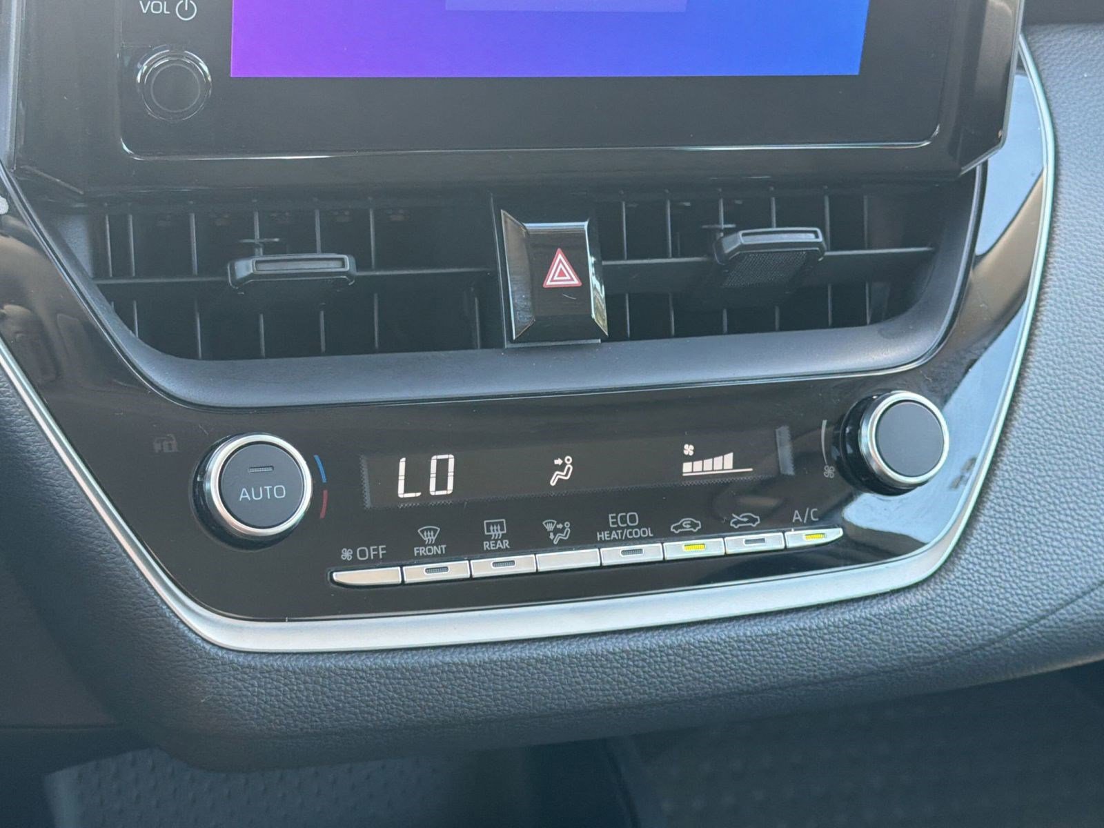 Certified 2024 Toyota Corolla LE FWD image 24
