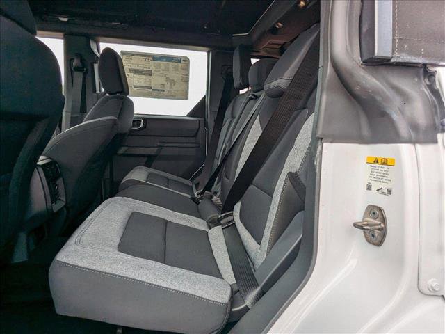 New 2025 Ford Bronco 4-Door image 15