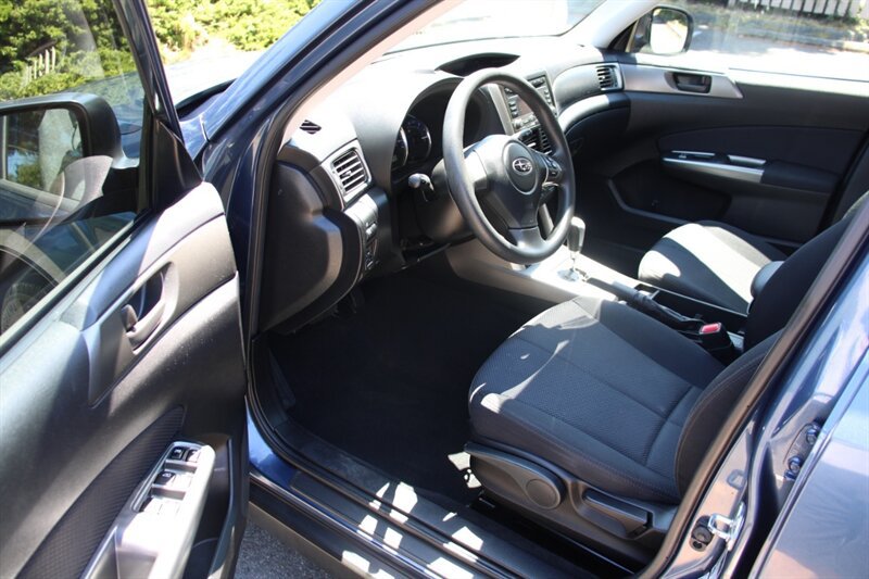 Used 2011 Subaru Forester 2.5X w/ Alloy Wheel Value Pkg AWD/4WD image 5