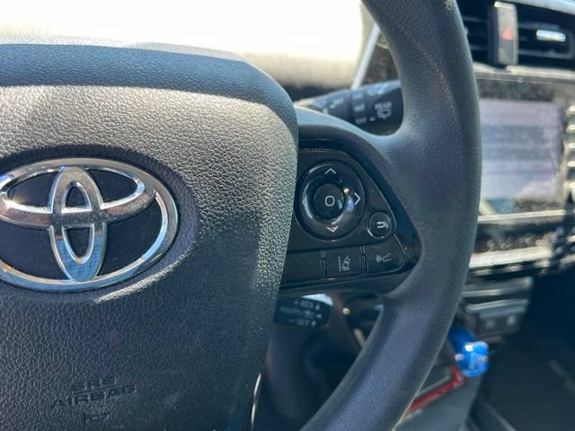 Used 2020 Toyota Prius LE AWD/4WD image 13