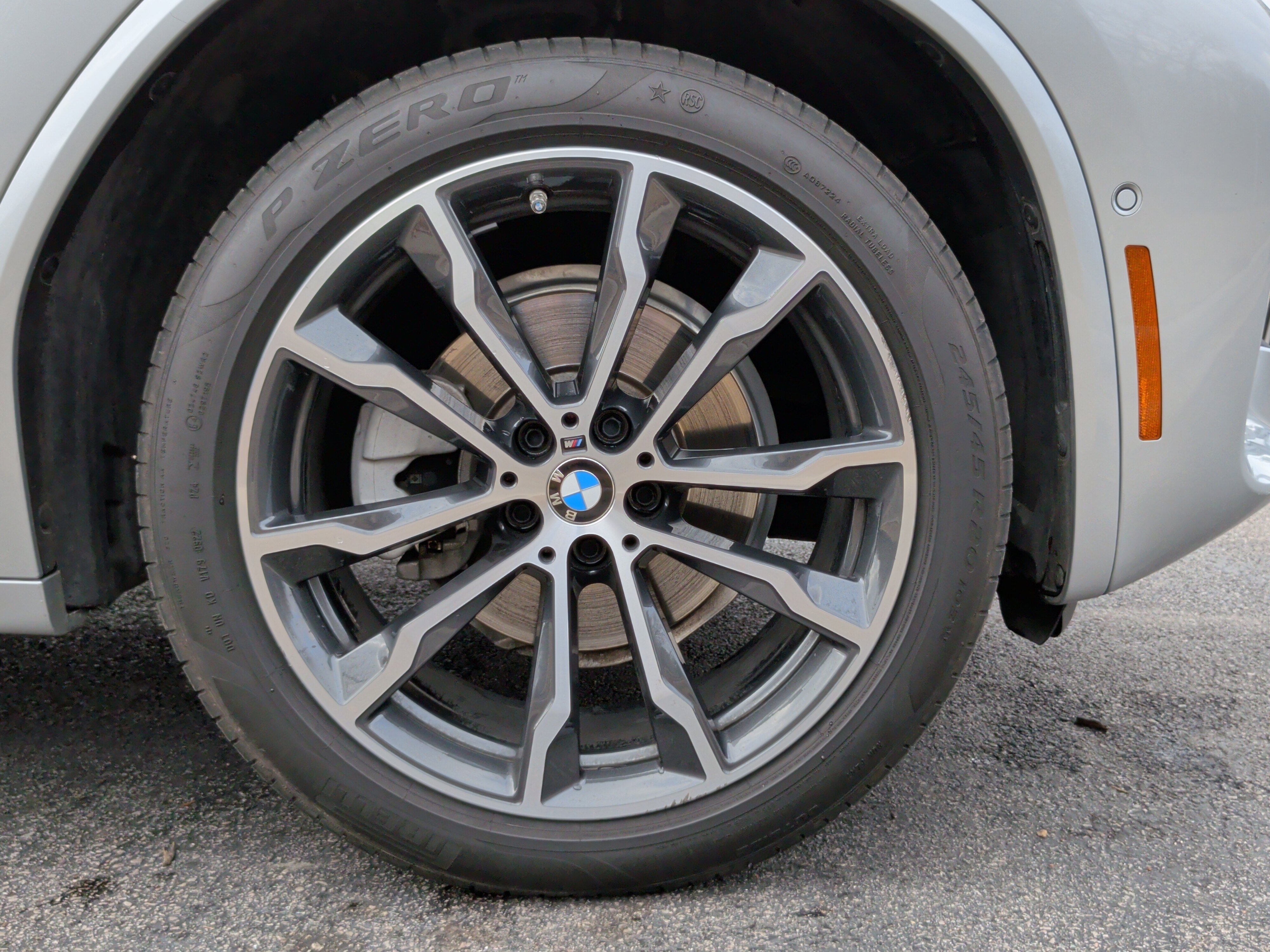 Used 2019 BMW X4 xDrive30i w/ Executive Package image 14