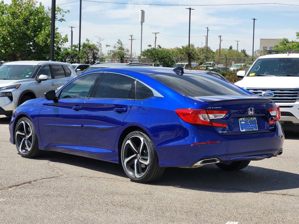 Used 2022 Honda Accord Sport image 3