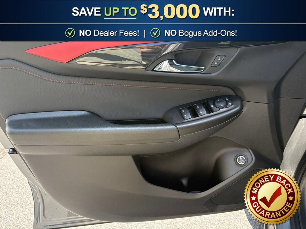 Used 2024 Chevrolet TrailBlazer RS w/ Convenience Package FWD image 16