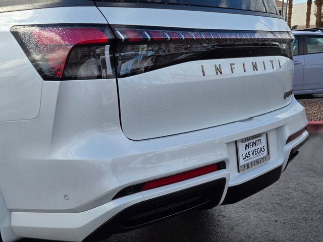 New 2026 INFINITI QX80 4WD w/ Premium Cargo Package image 9