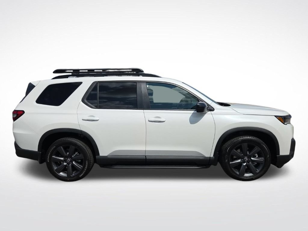 New 2026 Honda Pilot Sport image 2